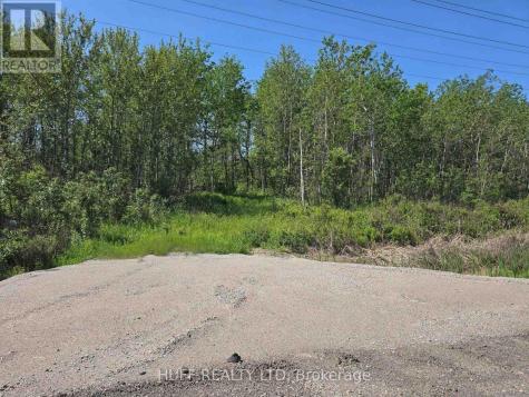 Lot 11 Highway 11 Highway South Englehart ON P0J 1H0