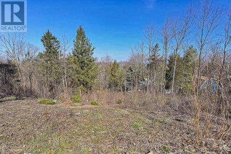 5 Huron View Avenue Lambton Shores ON N0N 1J7