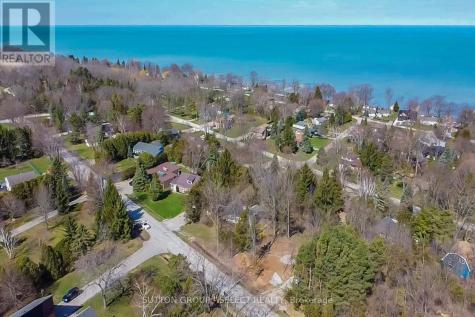 5 Huron View Avenue Lambton Shores ON N0N 1J7