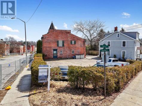 143 Walton Street Port Hope ON L1A 1N4