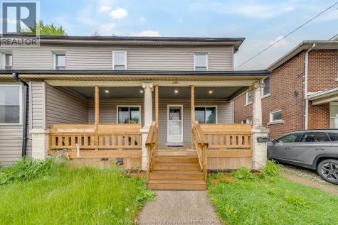 658 Tournier Windsor ON N9C 3H2