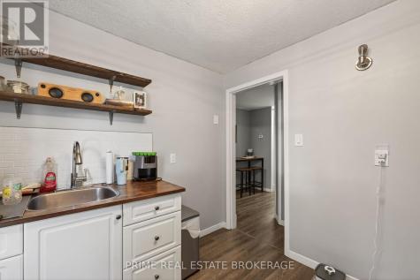 38 Hincks Street St. Thomas ON N5R 3N6