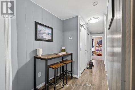 38 Hincks Street St. Thomas ON N5R 3N6