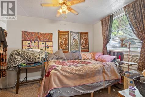 38 Hincks Street St. Thomas ON N5R 3N6