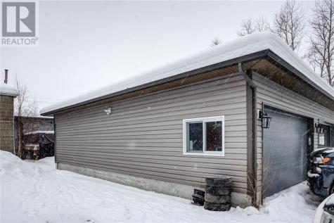 568 Howey Drive Sudbury ON P3B 1G6
