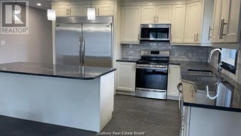 568 Howey Drive Sudbury ON P3B 1G6