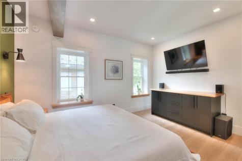 38 Shirk Place Kitchener ON N2K 1R4