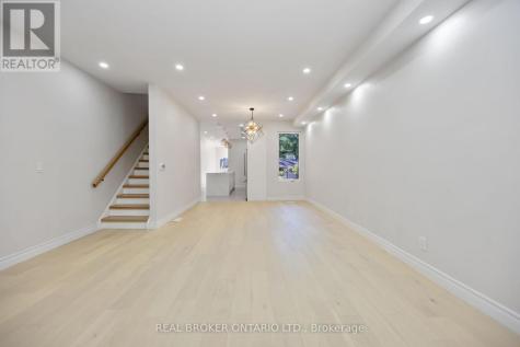 806 Gladstone Avenue Toronto (dovercourt-wallace Emerson-junction) ON M6H 3J6