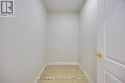 806 Gladstone Avenue Toronto (dovercourt-wallace Emerson-junction) ON M6H 3J6