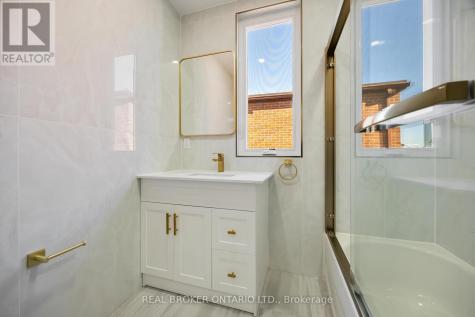 806 Gladstone Avenue Toronto (dovercourt-wallace Emerson-junction) ON M6H 3J6