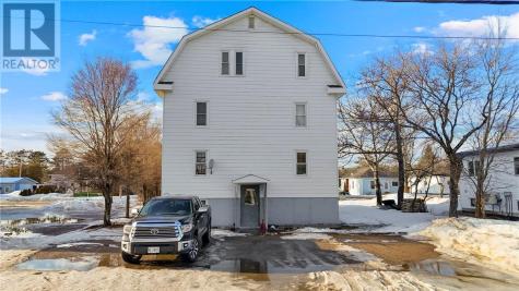 186 Barber Street Espanola ON P5E 1S4
