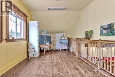 14 Burchat Street Madawaska Valley ON K0J 1N0