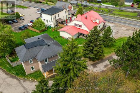 14 Burchat Street Madawaska Valley ON K0J 1N0