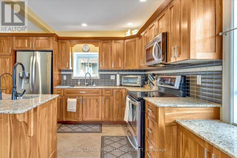 14 Burchat Street Madawaska Valley ON K0J 1N0