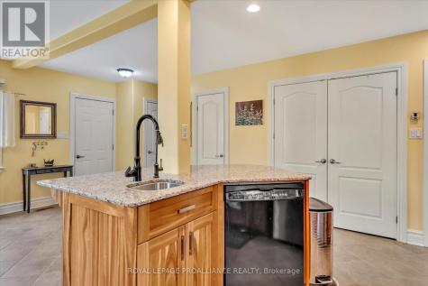 14 Burchat Street Madawaska Valley ON K0J 1N0