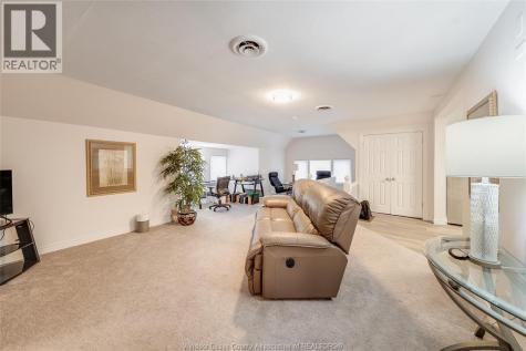 259 Wellington Street West Chatham ON N7M 1J9