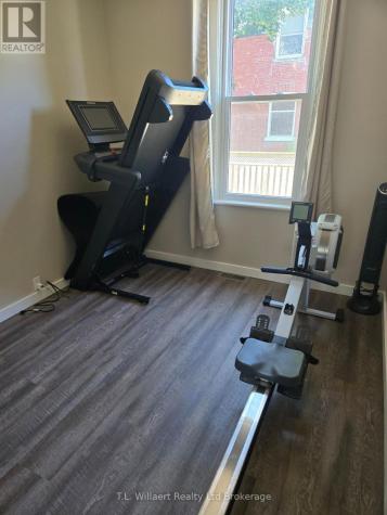 14 Rutherford Avenue Aylmer ON N5H 2N6