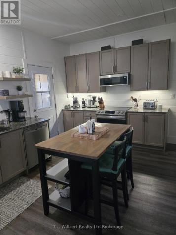 14 Rutherford Avenue Aylmer ON N5H 2N6