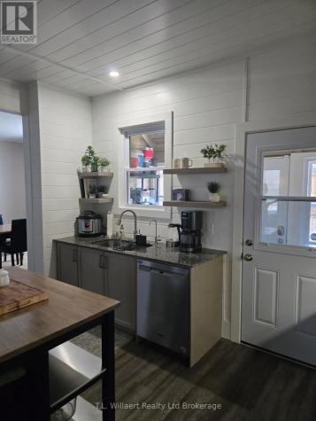 14 Rutherford Avenue Aylmer ON N5H 2N6