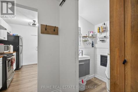 38 Hincks Street St. Thomas ON N5R 3N6