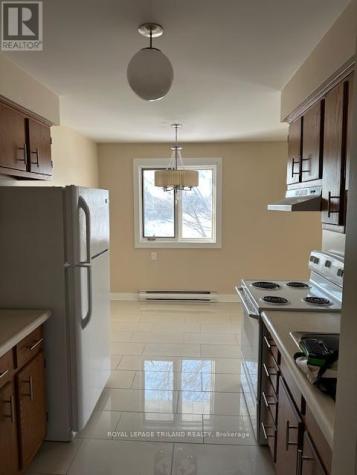 221 Highview Drive St. Thomas ON N5R 5H6