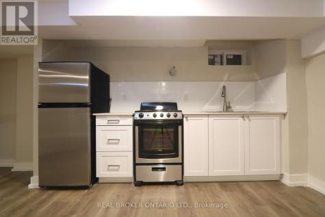 903-909 Main Street East Hamilton (stipley) ON L8M 1M6