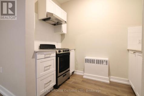 903-909 Main Street East Hamilton (stipley) ON L8M 1M6