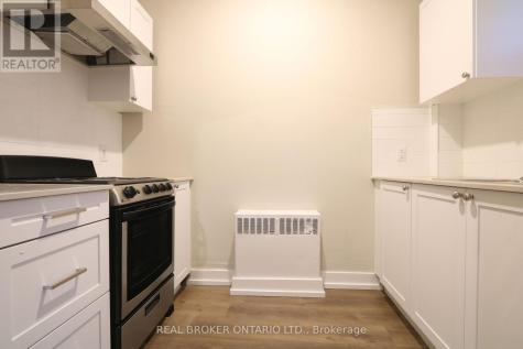 903-909 Main Street East Hamilton (stipley) ON L8M 1M6