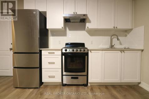 903-909 Main Street East Hamilton (stipley) ON L8M 1M6