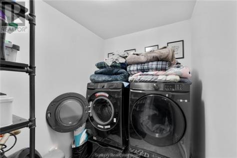 29 Laren Street Wahnapitae ON P0M 3C0