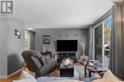 29 Laren Street Wahnapitae ON P0M 3C0