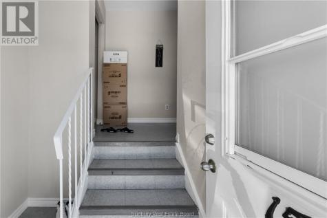 29 Laren Street Wahnapitae ON P0M 3C0