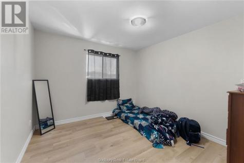 29 Laren Street Wahnapitae ON P0M 3C0