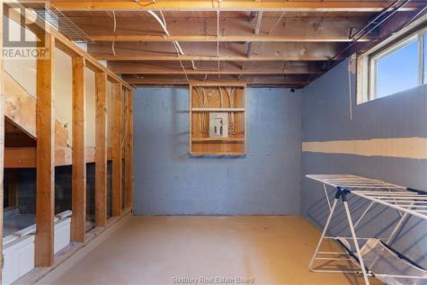 29 Laren Street Wahnapitae ON P0M 3C0