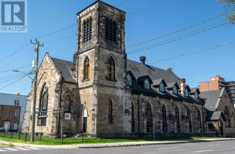 16 West Avenue South Hamilton (stinson) ON L8N 2S1