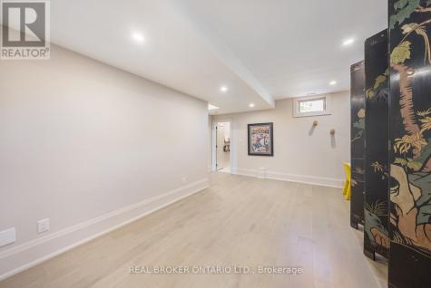 172-174 Victoria Street Newmarket (central Newmarket) ON L3Y 4E1