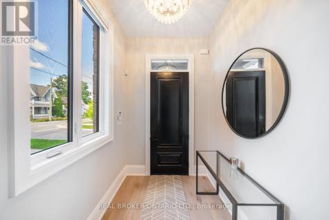 172-174 Victoria Street Newmarket (central Newmarket) ON L3Y 4E1