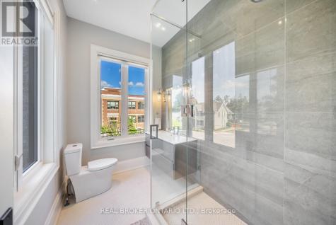 172-174 Victoria Street Newmarket (central Newmarket) ON L3Y 4E1