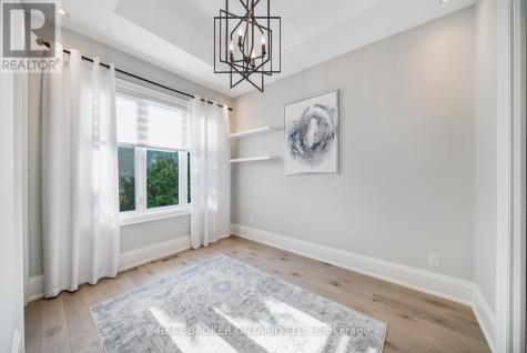 172-174 Victoria Street Newmarket (central Newmarket) ON L3Y 4E1