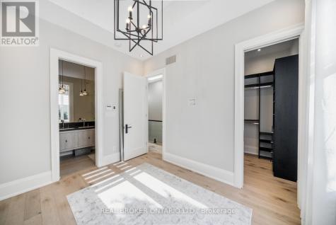 172-174 Victoria Street Newmarket (central Newmarket) ON L3Y 4E1