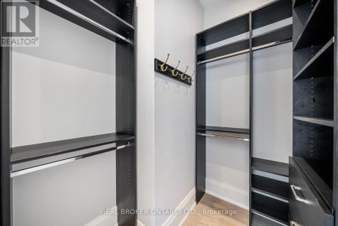 172-174 Victoria Street Newmarket (central Newmarket) ON L3Y 4E1