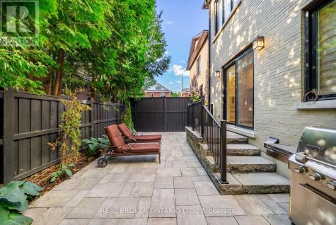 172-174 Victoria Street Newmarket (central Newmarket) ON L3Y 4E1