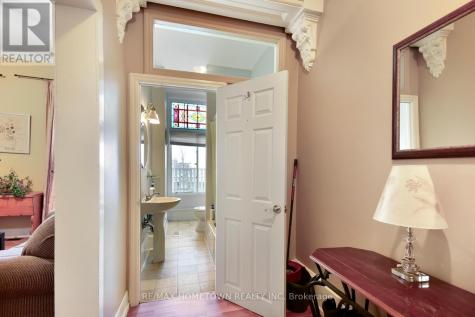 64 King Street East Brockville ON K6V 1B3