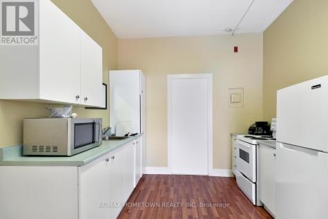 64 King Street East Brockville ON K6V 1B3