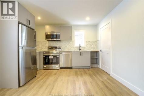 576 Elinor Windsor ON N8P 1E4