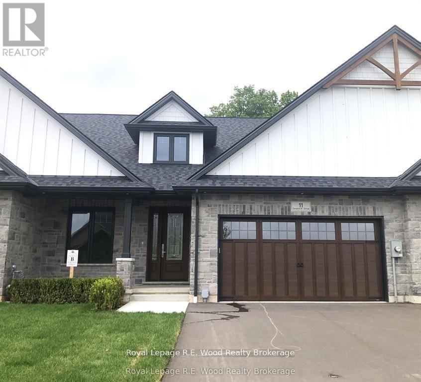 11 Greenhill Drive Tillsonburg ON N4G 0L4
