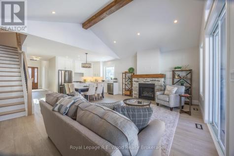 11 Greenhill Drive Tillsonburg ON N4G 0L4