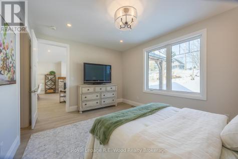 11 Greenhill Drive Tillsonburg ON N4G 0L4
