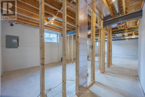11 Greenhill Drive Tillsonburg ON N4G 0L4