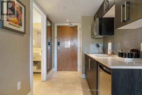 9 Harbour Street East Collingwood ON L9Y 5C5